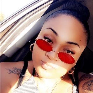 Meet your Posher, Victoria